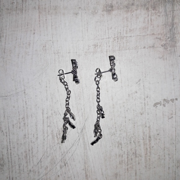 Silver Crystal Drop Dangle Earings - Picture 4 of 4